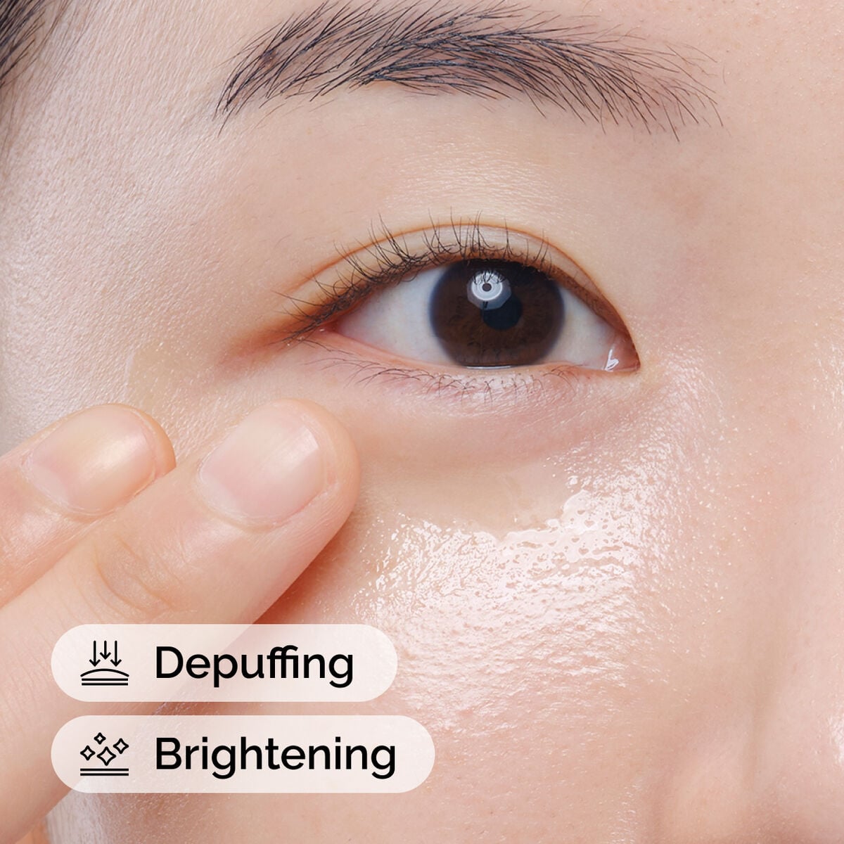 caffeine-solution-5-egcg-eye-serum-z5 ord-caffeine-solution-egcg-model-application-with-benefits.jpg