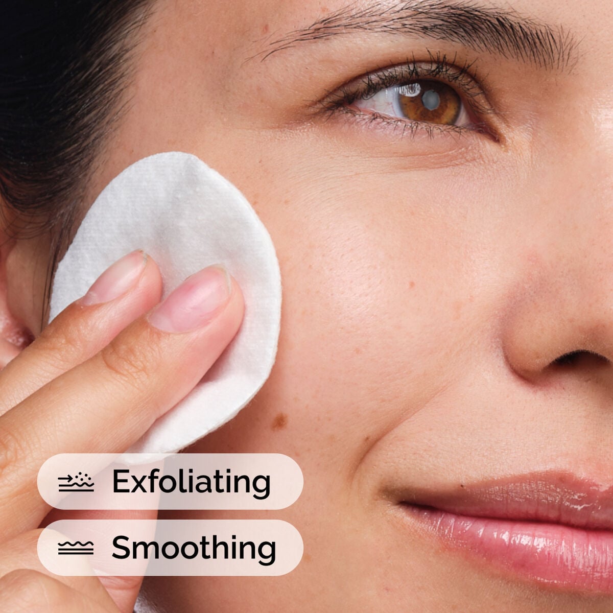 glycolic-acid-7-exfoliating-toner-i1 ord-glycolic-acid-exfoliating-toner-model-application-with-benefits.jpg