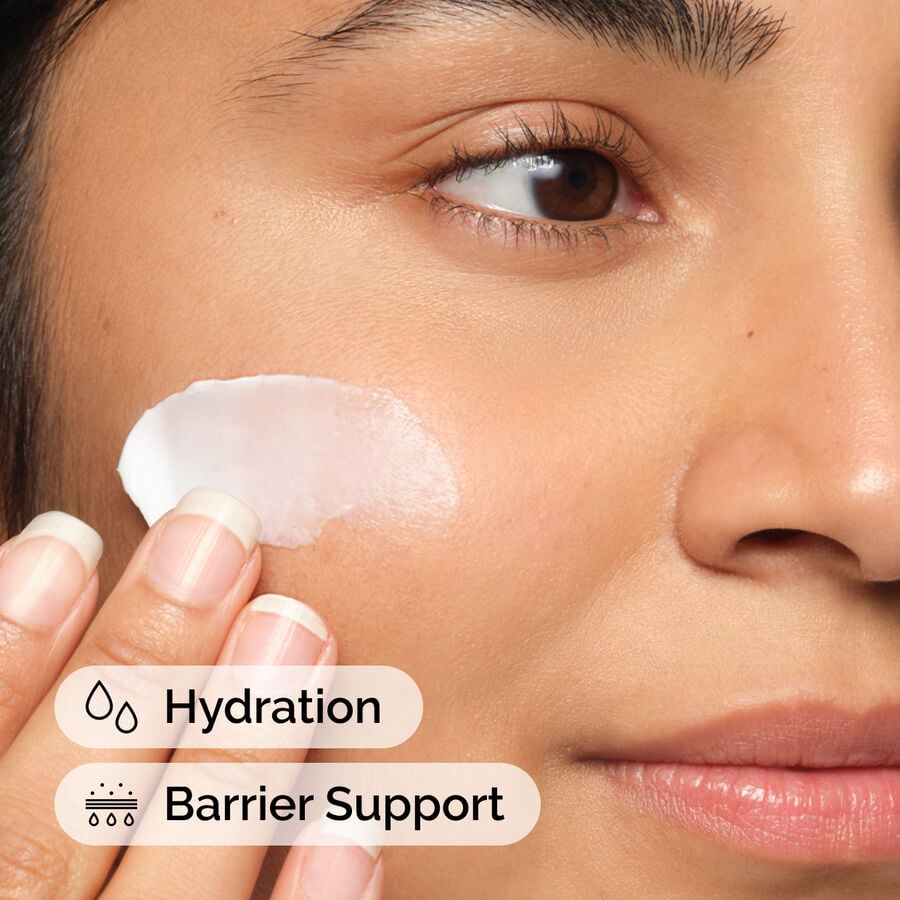 natural-moisturizing-factors-ha-w2 ord-natural-moisturizing-factors-ha-model-application-with-benefits.jpg